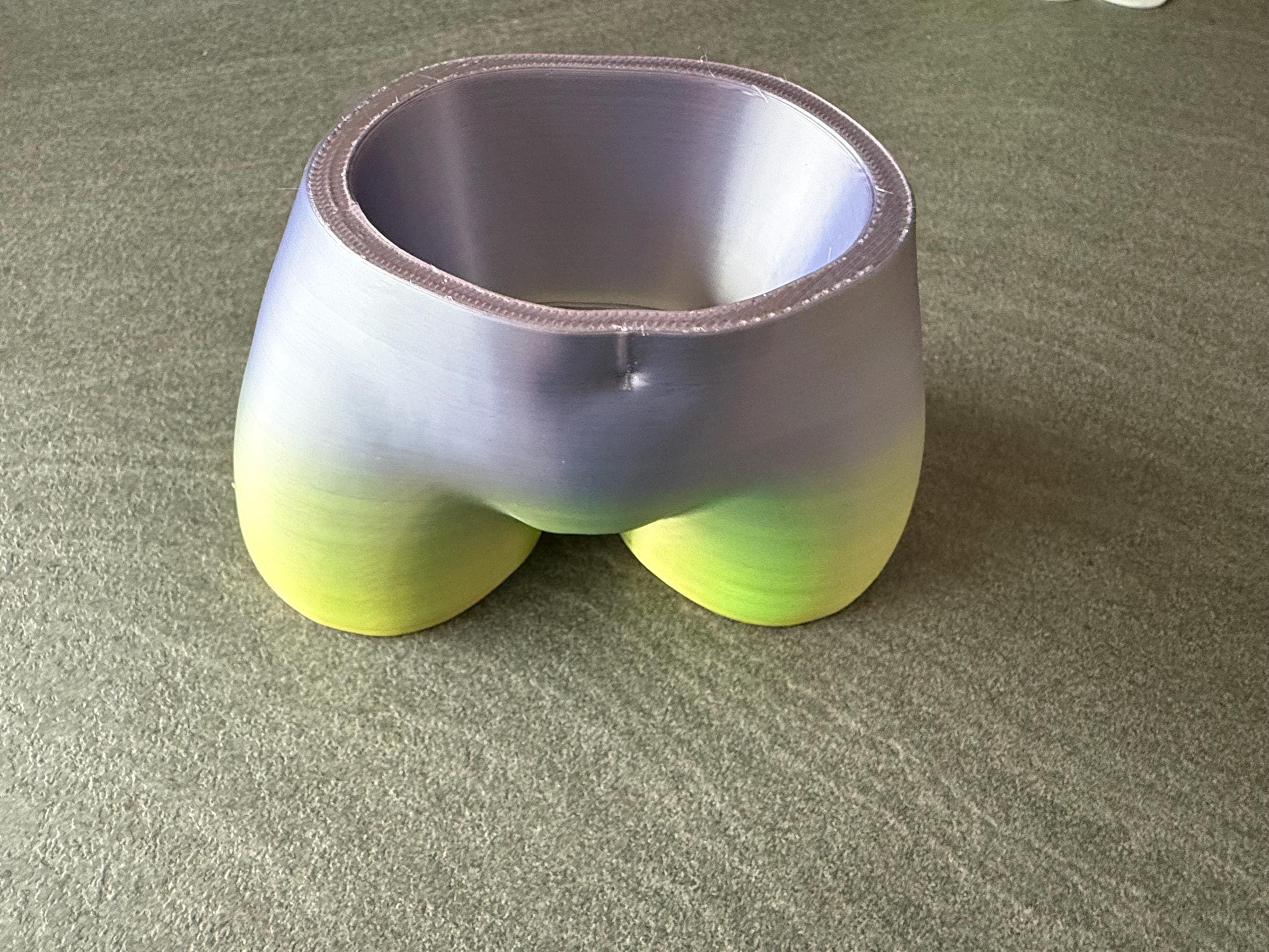 3D Printed Trinket Holder | Modern Color Gradient Decorative Dish | Discreet Packaging