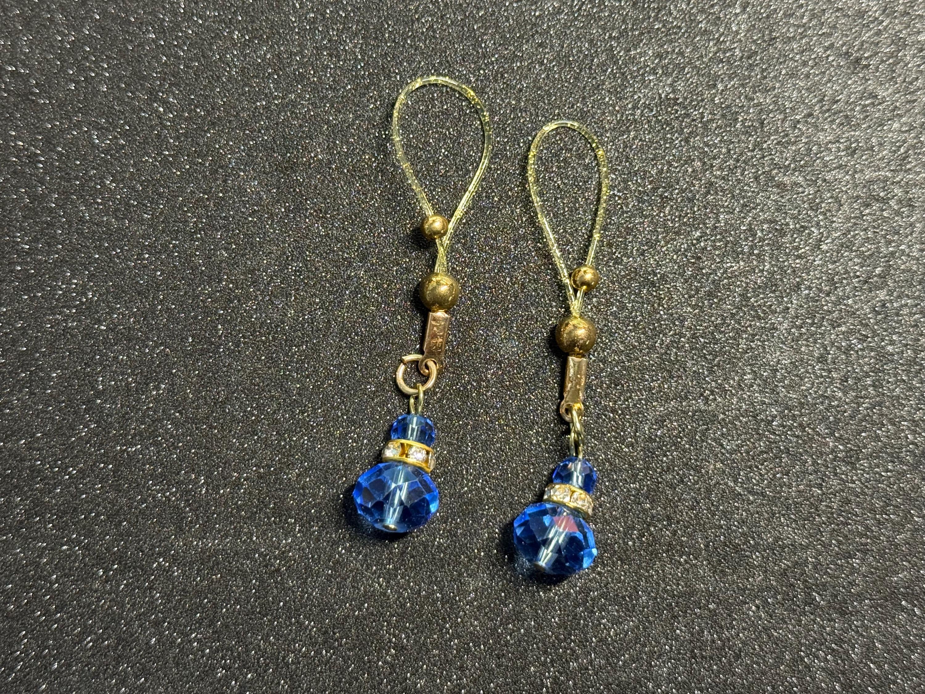 Blue Crystal Nipple Jewelry | 18K Gold Plated Non-Piercing Nip Tips | Discreet Packaging