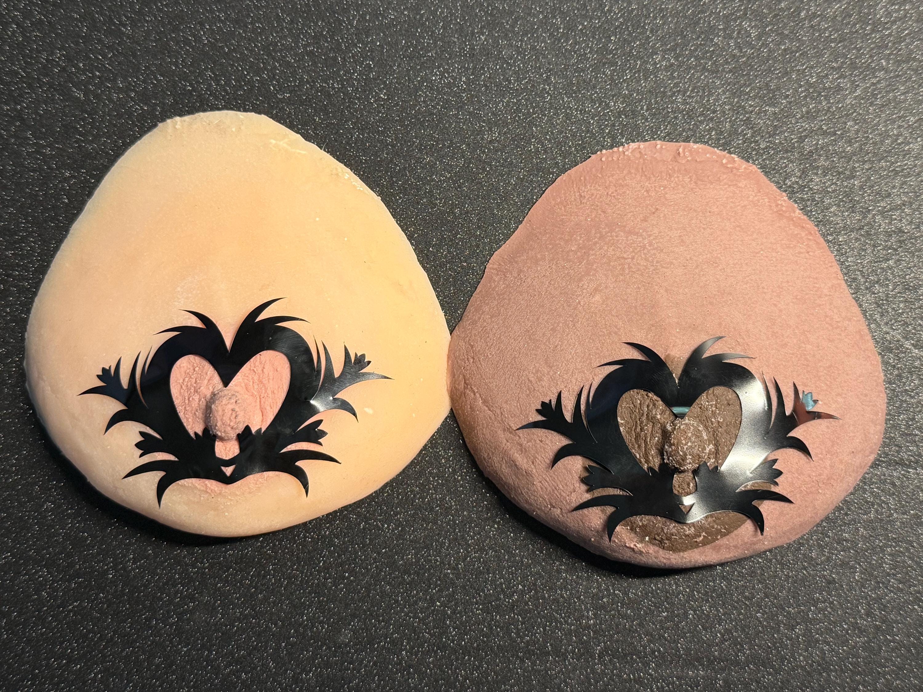 Gothic Heart | Gothic Pasty | Dark Romance | Blackwork | Discreet Packaging