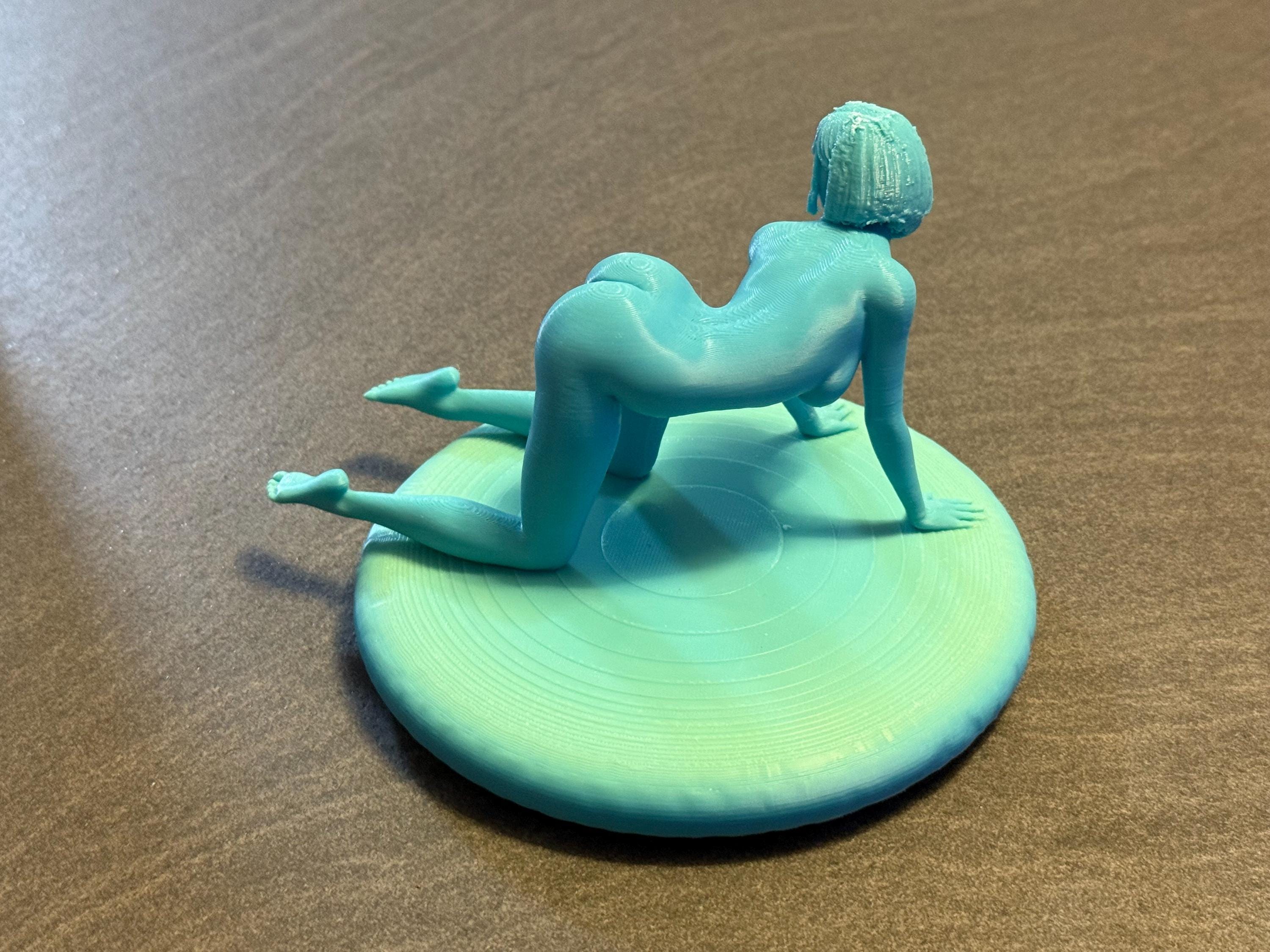 Figurative Lady Sculpture Phone Stand | Artistic Nude Desk Display | Discreet Packaging