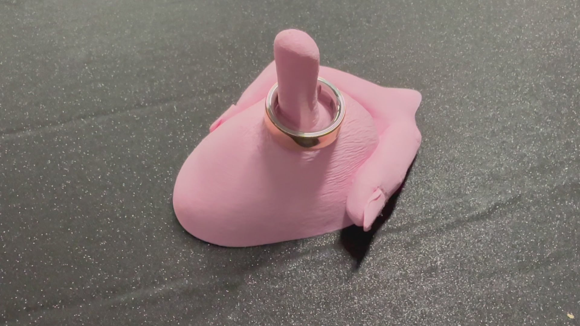 Load video: 3D Printed Female Form Ring Holder | Body Positive Jewelry Display | Discreet Packaging